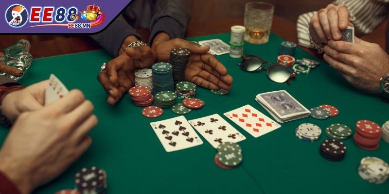 Kỹ Thuật Chơi Poker EE88 Bách Thắng Cần Biết Đến Từ Cao Thủ - ky thuat choi poker can trong Cẩn trọng khi kỹ thuật theo bài chờ